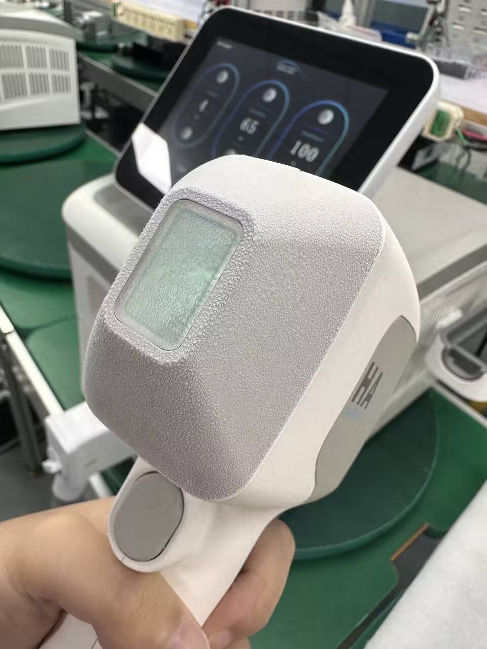 Láser Cuatrisoft Onda RS BM108 con cabezal fijo: accesorios o esquema de uso