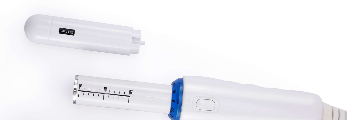 HIFU 7D + Vaginal + Liposonix RS M03-2: accesorios, conexiones o controles; los ajustes son ejemplos, no una pauta individual (detalle 15)